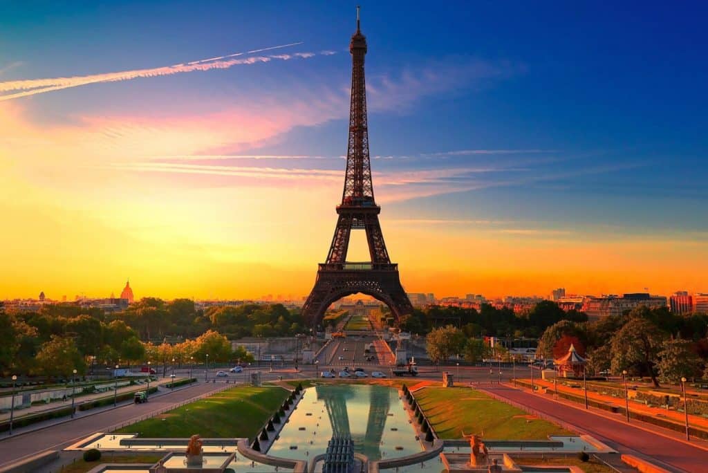 Paris tour eiffel